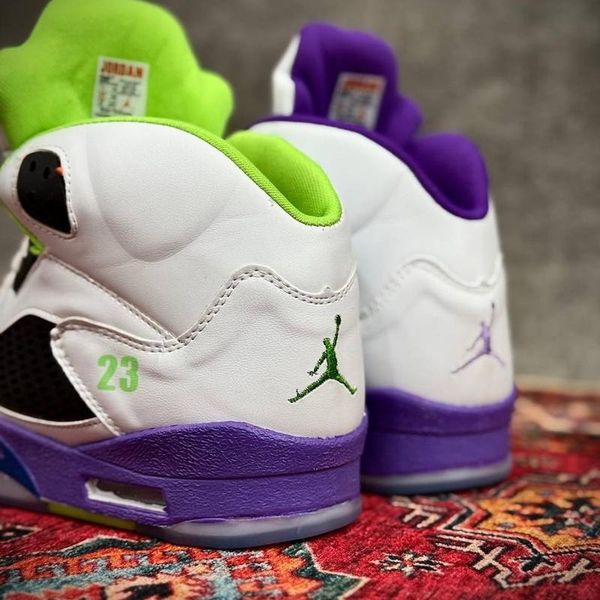 کتونی جردن فایو سبز بنفش