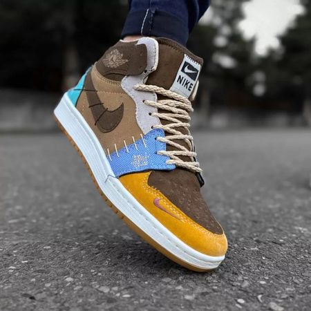 کفش نایک ساقدار تراویس