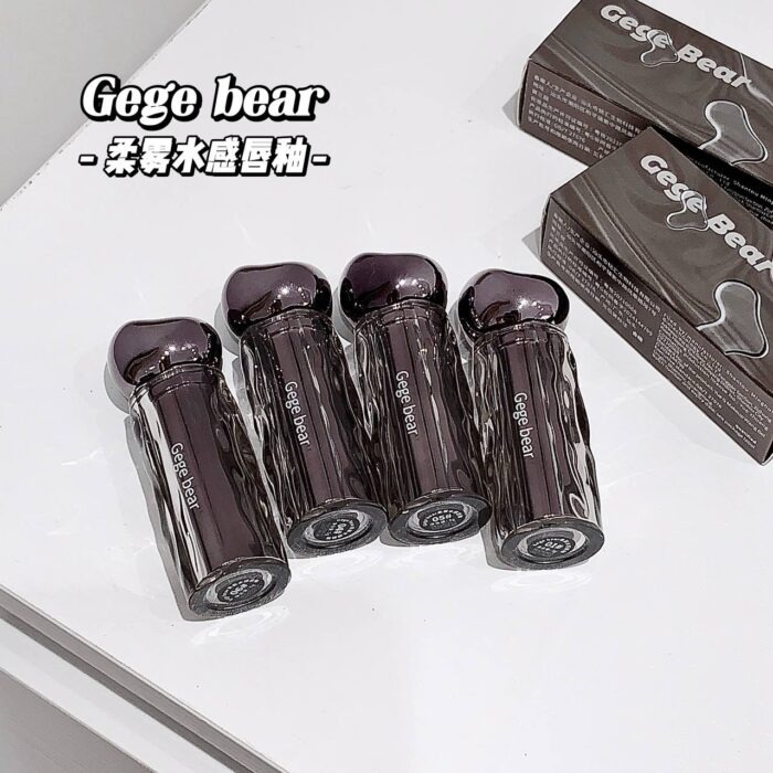 رژلب پوکه مشکی 1157 جی جی بیر GeGe Bear