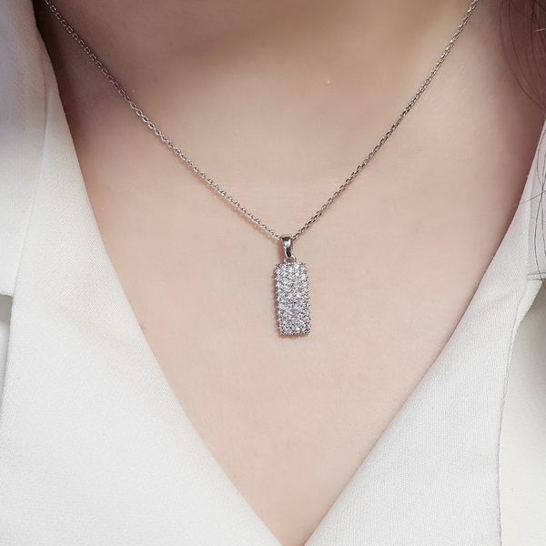 مدال نقره زنانه کد 1