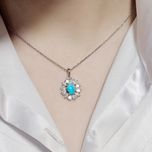 مدال زنانه نقره با سنگ فیروزه