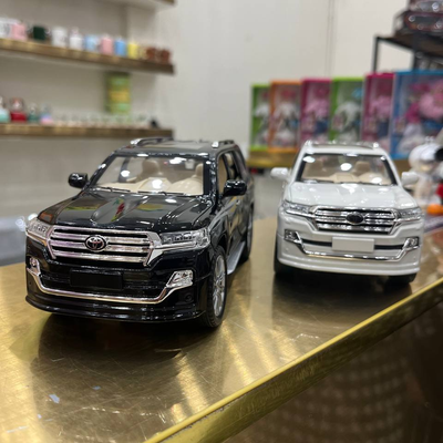 توییتا لندکروز 000236