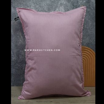 روبالشتی صورتی خط ریز