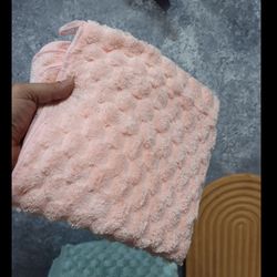 حوله دستی پولیشی 50*90 صورتی
