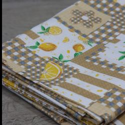 رومیزی آماران طرح لیمون 150*150