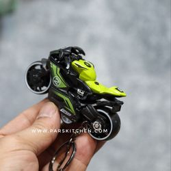 ماکت آویز موتور مسابقه ای سبز