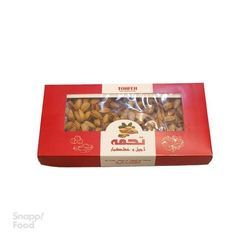 پسته فندقی جعبه مخصوص تحفه 500 گرم