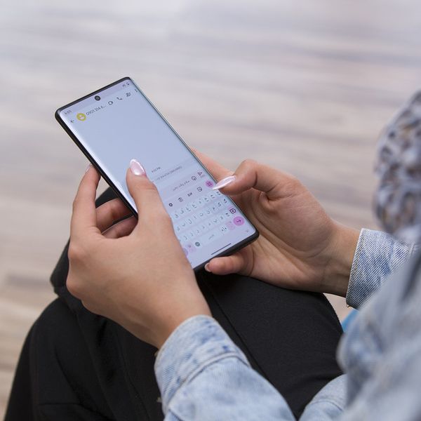 گوشی موبایل داریا مدل bond 5G دو سیم کارت ظرفیت 256 گیگابایت و رم 8 گیگابایت - نسخه امارات