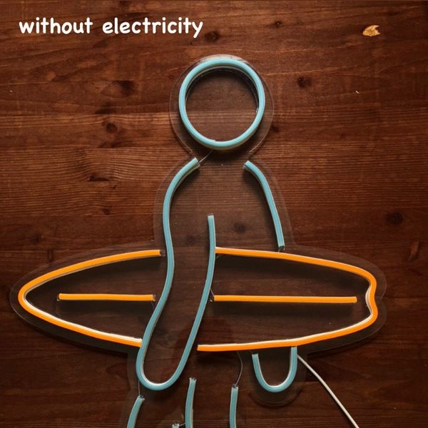 چراغ نئونی دیواری طرح موج سوار