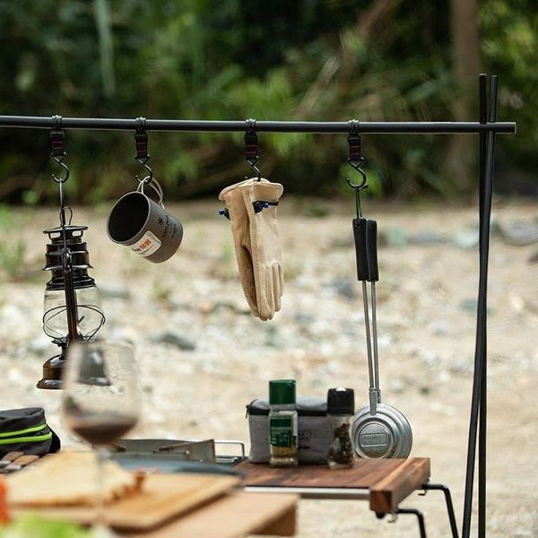 قفسه آویز نیچرهایک – چهار پایه نظم دهنده Naturehike Triangle Hanging Rack – NH19PJ082