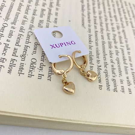 گوشواره زنانه ژوپینگ مدل قلب آویز - طلایی و ضد حساسیت