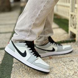 نایکی ایر جردن 1 بدون ساق اسموک گری || Nike Air Jordan 1 Low Smoke Gray