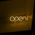تابلو نئون فلکسی طرح Open مدل O1