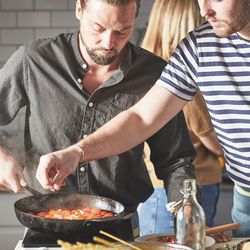 تابه ایکیا مدل VARDAGEN سایز 28