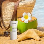 فلوئید ضدآفتاب بیرنگ ویتالیر SPF50 مدل Activit، مناسب پوستهای مختلط و چرب، حجم 50 میلیلیتر