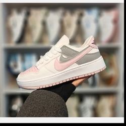 کتانی زنانه ونس دونایک