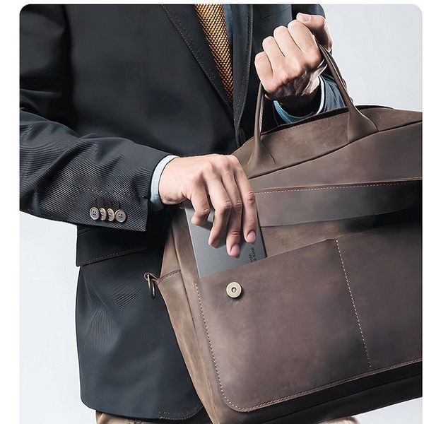 پاوربانک مگسیف یوسمز مدل US-CD231 ظرفیت 5000 میلی آمپرساعت