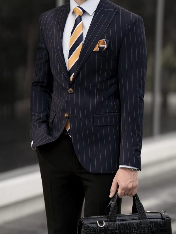 کراوات و پوشت طراحدار کارلوتی کدa161