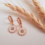 گوشواره زنانه وای اس ایکس مدل گل بابونه 3461