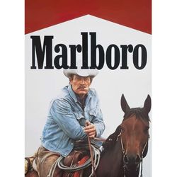 برچسب DTF یا استیکر حرارتی لباس طرح Marlboro