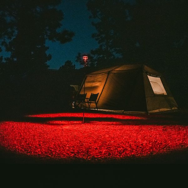 چراغ کمپینگ نیچرهایک مدل CNK2300012