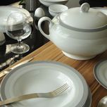 سرویس غذاخوری 102 پارچه چینی زرین ایران مدل ایتالیا اف سیلور لاینر درجه عالی