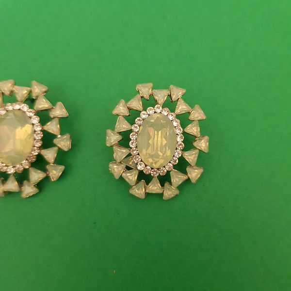 گوشواره زنانه مدل بیضی 013