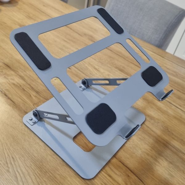 پایه نگهدارنده لپ تاپ تنظیم پذیر مدل B05
