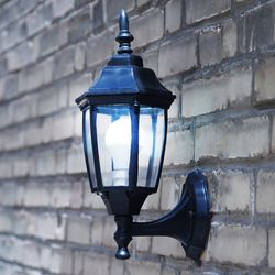 چراغ حیاطی مدل رزا