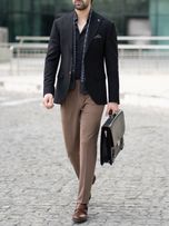 کت فاستونی مشکی (دو دکمه قهوه ای)  c236