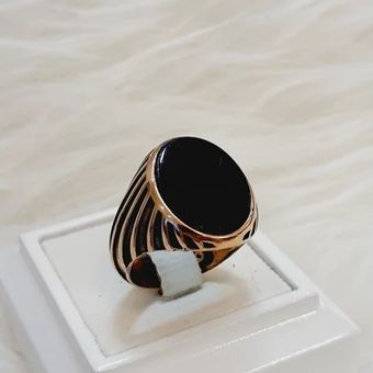 انگشتر مردانه.