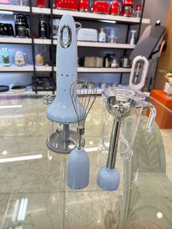 گوشت کوب برقی اسمگ SMEG مدل HBF22 آبی پاستیلی