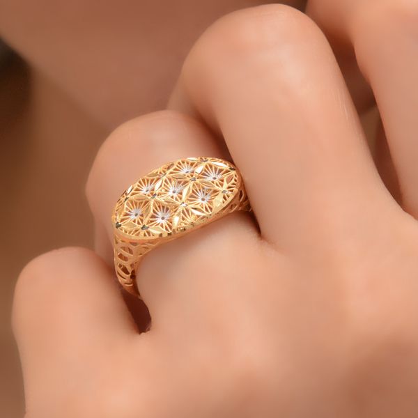 نیم ست طلا 18 عیار زنانه طلای مستجابی مدل آوا کد 67149