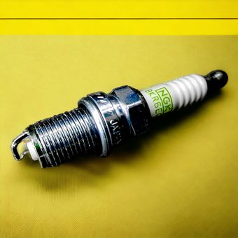 شمع سوزنی پایه کوتاه NGk بسته 4 عددی