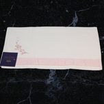 حوله دستی مادام کوکو طرح Kris سایز 50x76 سانتی متر