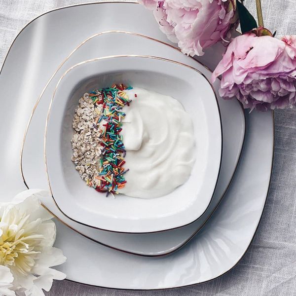 سرویس غذاخوری 98 پارچه چینی زرین ایران سری کواترو مدل سمن درجه یک