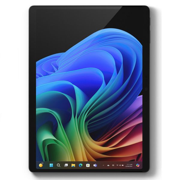 تبلت 13 اینچی مایکروسافت مدل Surface Pro 11-Snapdragon X Elite OLED ظرفیت 512 گیگابایت و رم 16 گیگابایت به همراه کیبورد Surface