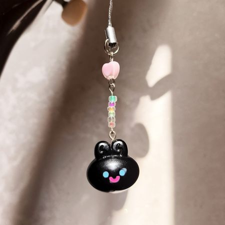 آویز گوشی خرگوش مشکی