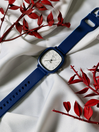 ساعت مچی زنانه بالون پاستیلی B101