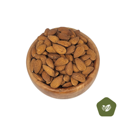 بادام درختی خام