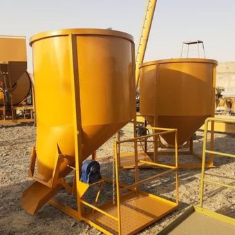 باکت بتن‌ریزی 1500 لیتری تخلیه از بغل گیربکسی با جای نفر