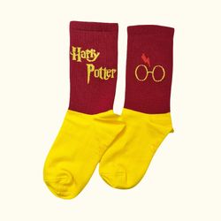 جوراب زنانه ساق دار لنگه به لنگه هری پاتر