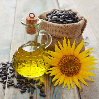 روغن آفتاب گردان با دانه آفتاب گردان خارجی 1 لیتر