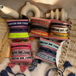 دستبند دیور