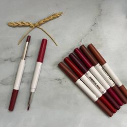 رژلب دوطرفه با خط لب از برند رومانتیک رین