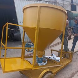 باکت بتن ریزی 1000 لیتری تخلیه از زیر گیربکسی با جای نفر