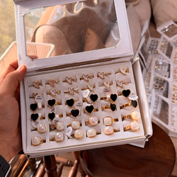 انگشتر قلب نگین مشکی