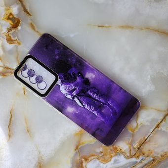 قاب ژله‌ای فانتزی محافظ لنزدار سامسونگ Galaxy A33 5G - کاپل فضانورد