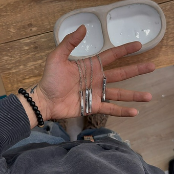 گردنبند مکعب عشق پیچی