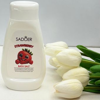 نمک بدن رایحه توت فرنگی Strawberry حجم430گرم